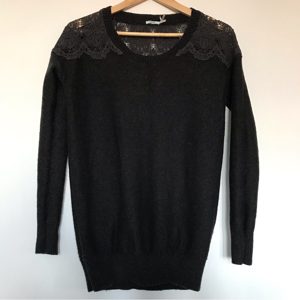 Urban Outfitters Kimchi Blue Grey Sweater w/ Lace Detail Size XS